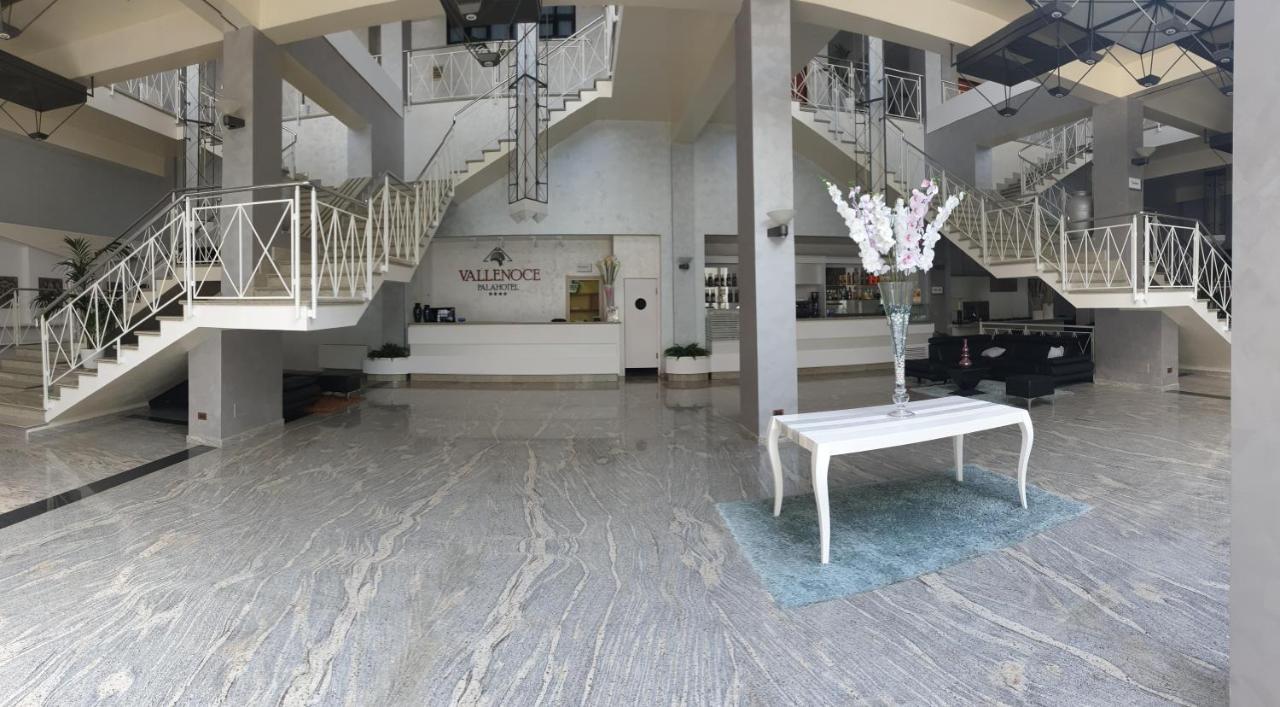 Palahotel Vallenoce Decollatura エクステリア 写真