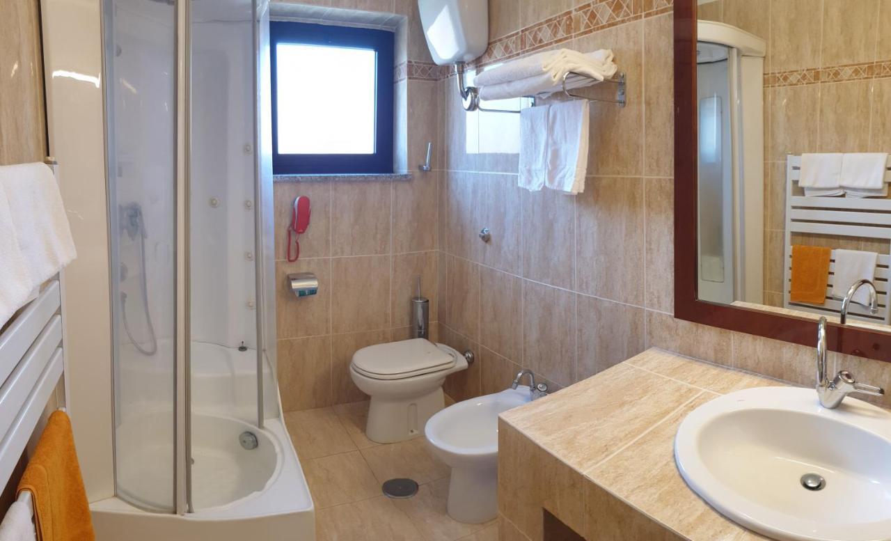 Palahotel Vallenoce Decollatura エクステリア 写真